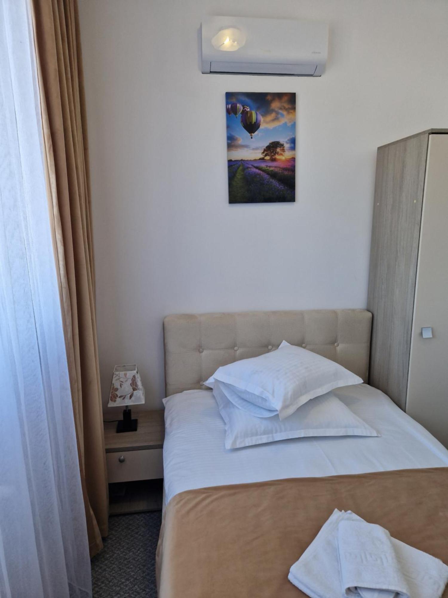 Antik House Aparthotel Cornu de Jos Exterior photo